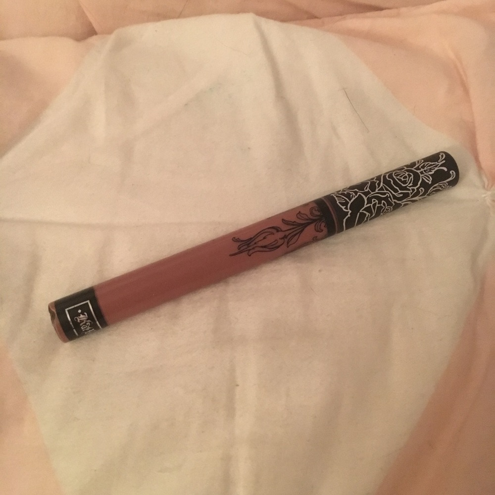 Kat von d liquid lipstick in bow n arrow